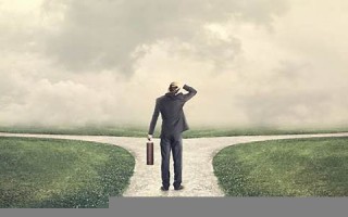 indecisive什么意思,indecisive中文翻译,indecisive用法及例句,indecisive怎么读