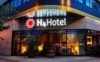 hotel怎么读,hotel中文翻译,hotel什么意思,hotel用法及例句