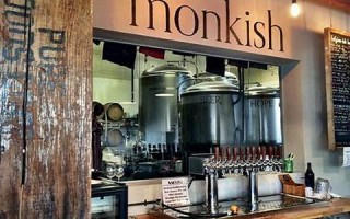monkish什么意思,monkish中文翻译,monkish用法及例句,monkish怎么读